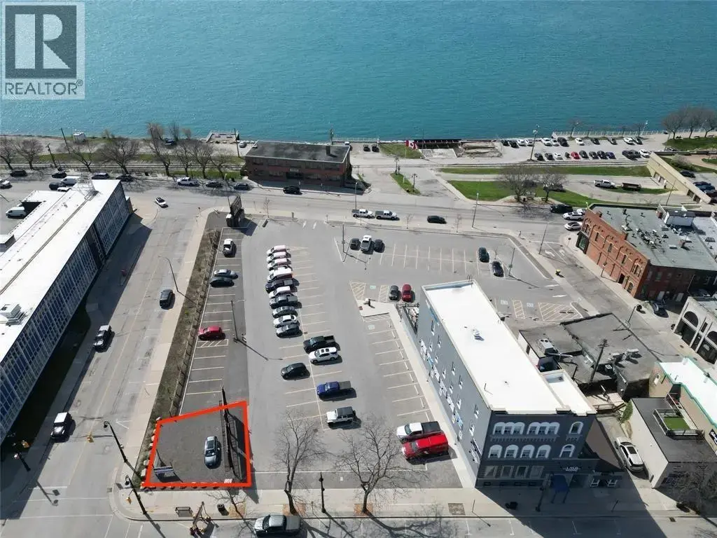 101 Christina Street North, Sarnia